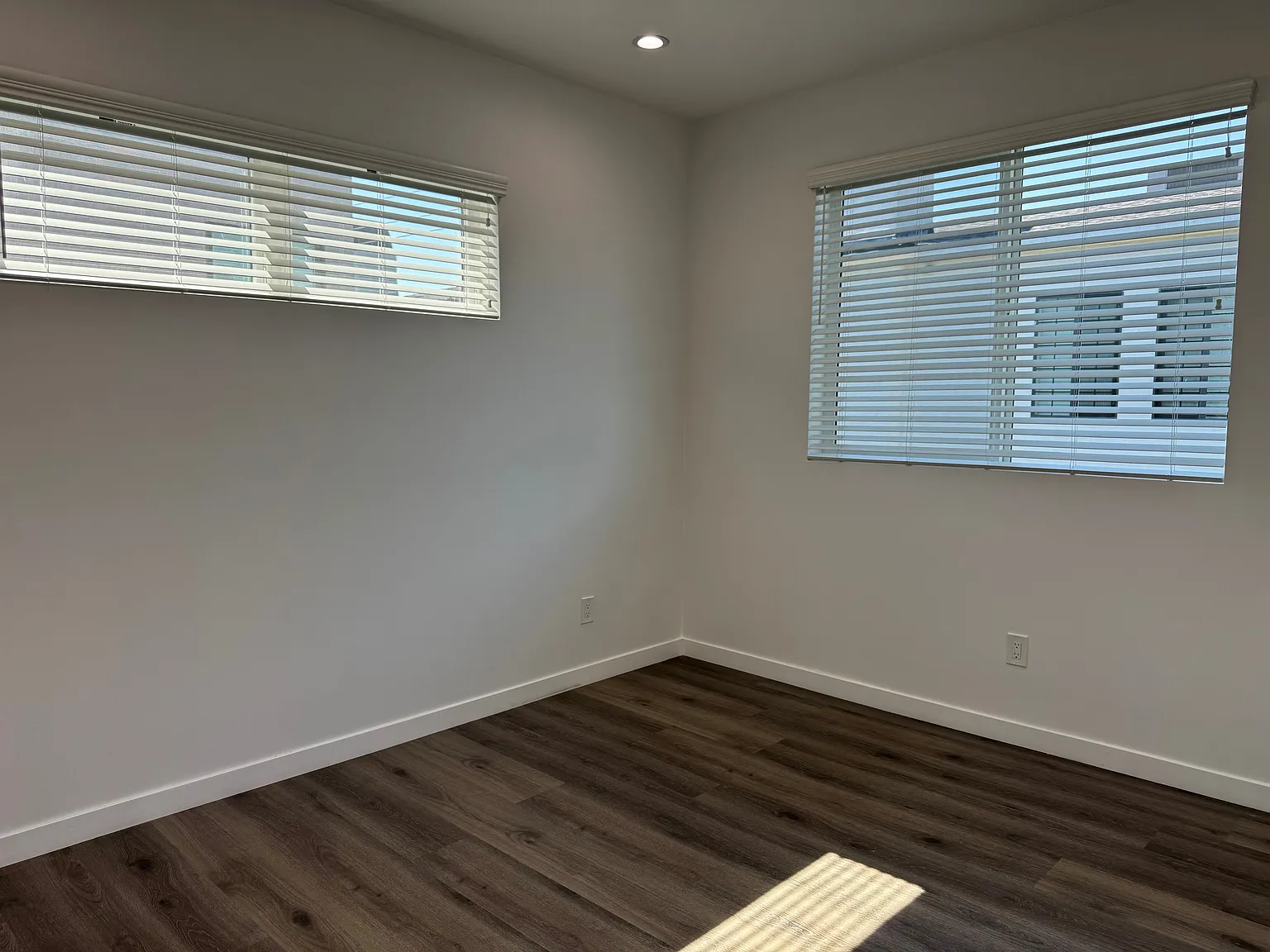 4 bed, 1600 sqft, $4,400 — Photo 2