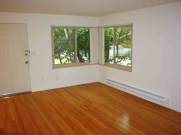 4th image of 6201 11th Ave NW