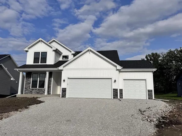 333 Kiddle LANE, Union Grove, WI 53182