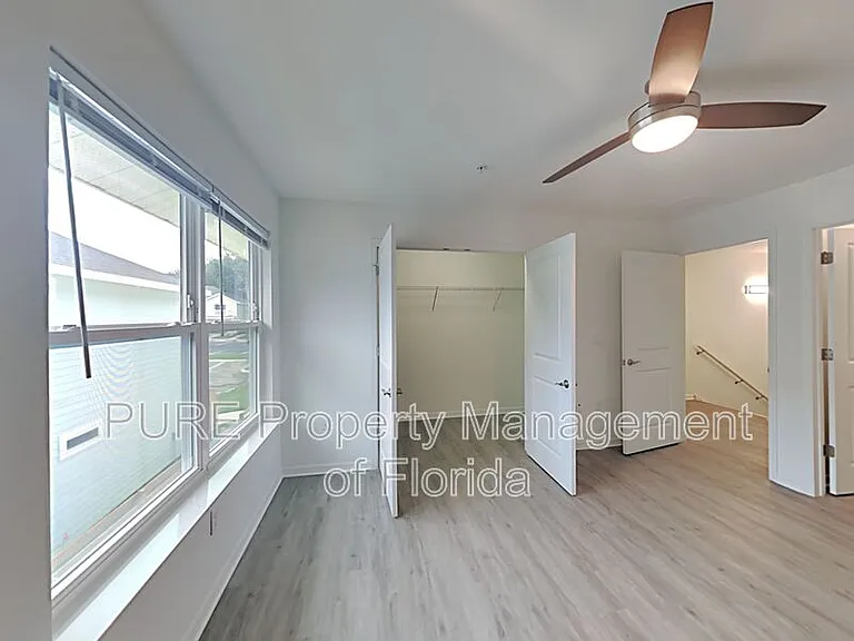 710 NE 4th St #101 — Photo 12