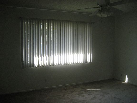 4th image of 328 N 1st St APT B