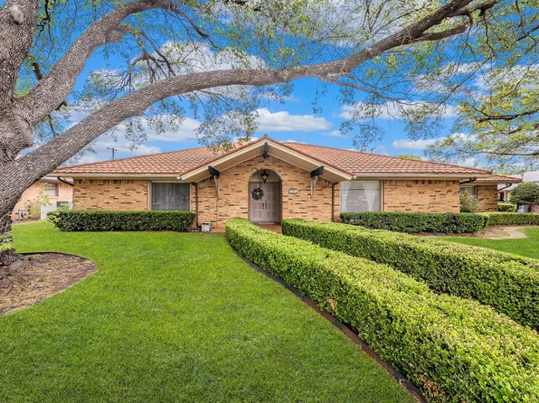 5801 Cedarcrest Dr, Haltom City, TX 76117