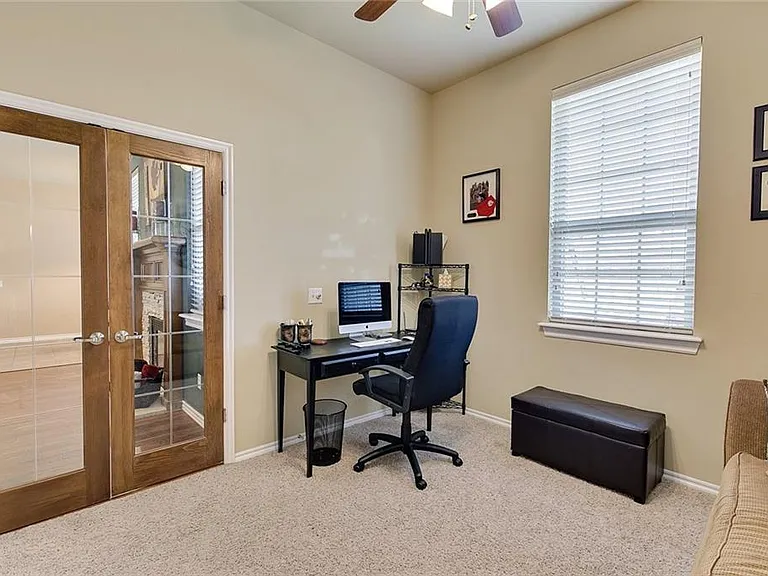 9012 Crooked Creek Ln — Photo 15