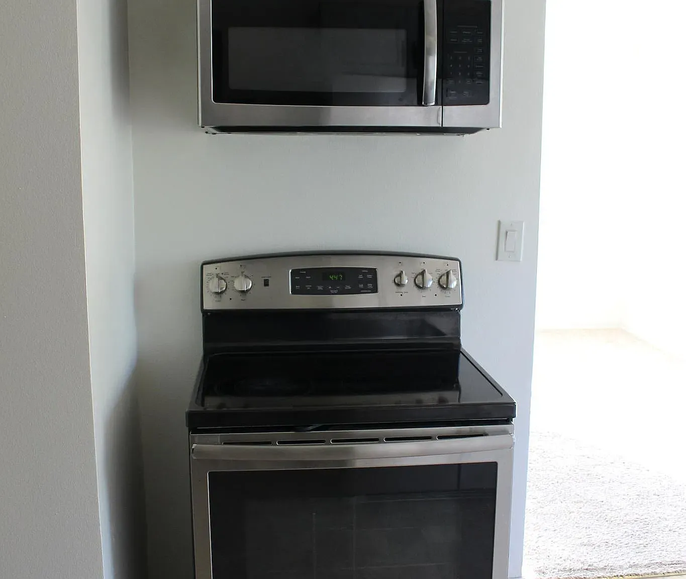 3 bed, 1531 sqft, $2,300 — Photo 3