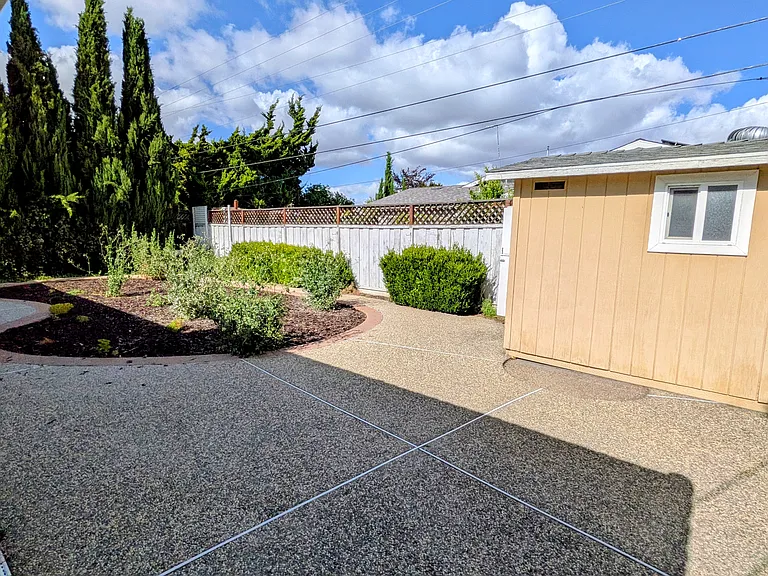 976 Trifone Dr — Photo 12