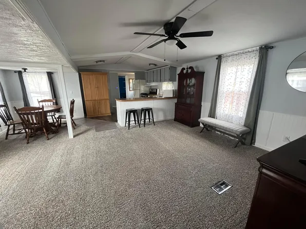 52 Estates Ln, Reynoldsburg, OH 43068