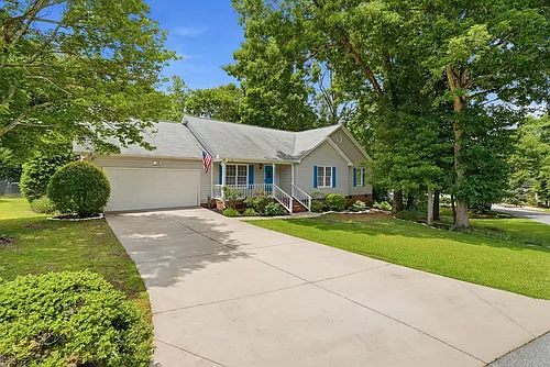 101 Emerald Way Photo 1