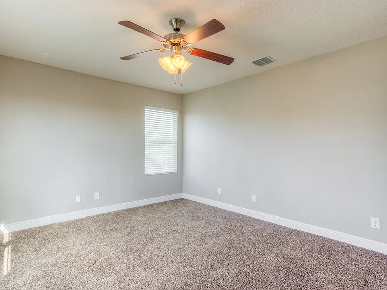 1705 Southern Oak Loop — Photo 20