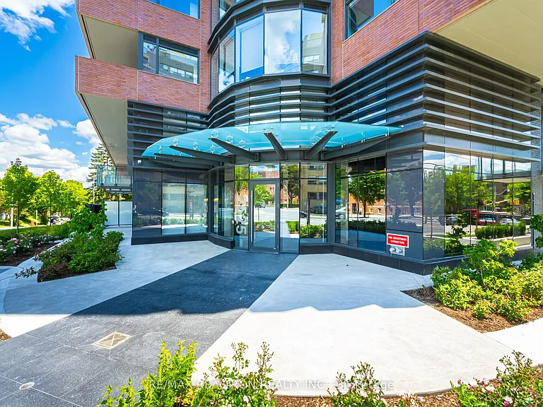 2525 Bathurst St #202 — Photo 27