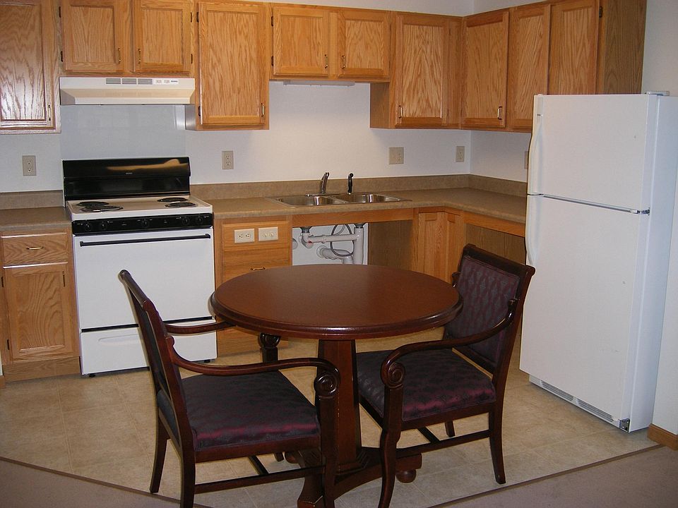 2nd image of 24862 Hospital Dr