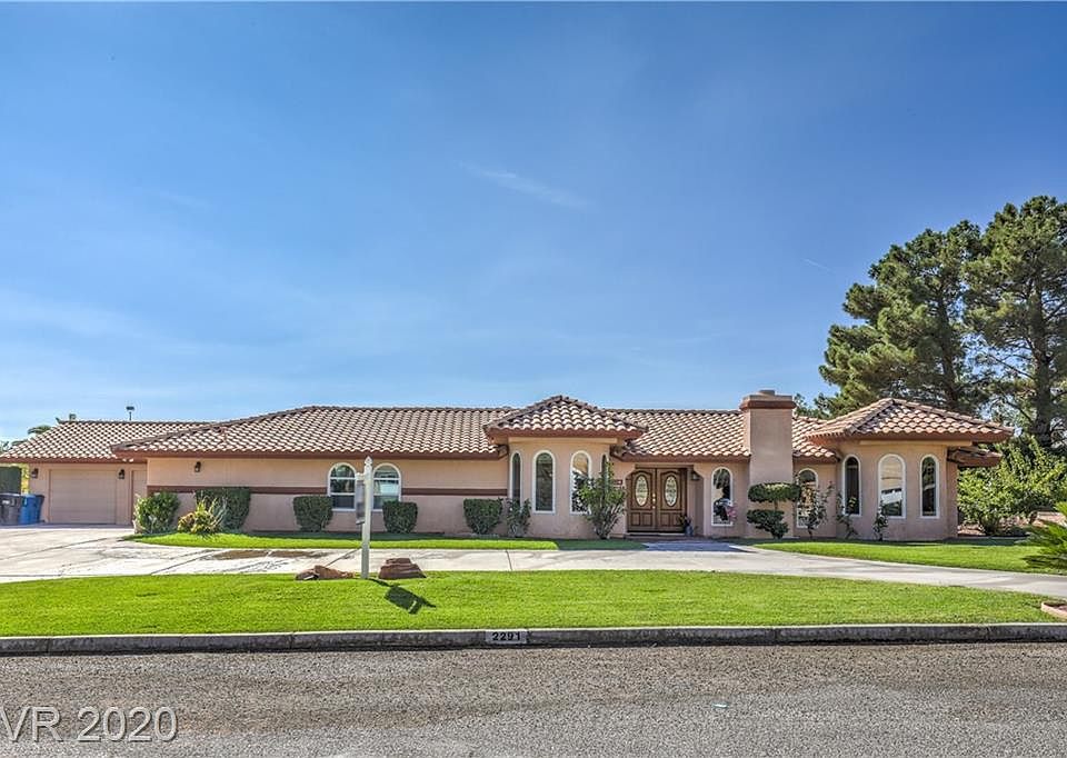 1st image of 2291 S Pioneer Way