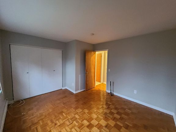 4th image of 223 Bristol St APT 118D