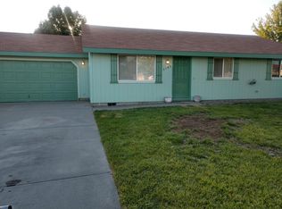 3145 Iris St, West Richland, WA 99353