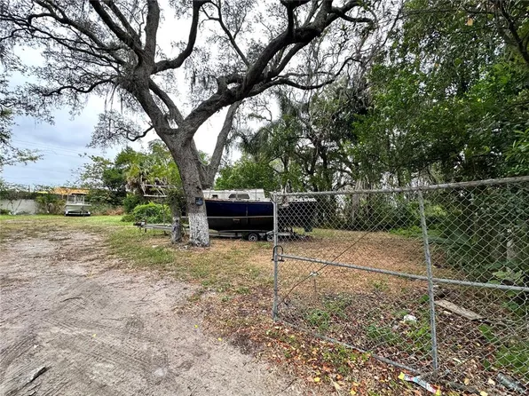 8920 N Hamner Ave #6, Tampa, FL 33604