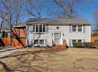 51 Cove Ave, Barrington, RI 02806