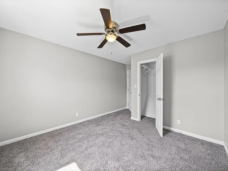 931 Poppy Dr — Photo 22