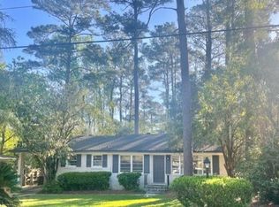 2221 White Oak Dr, Valdosta, GA 31602