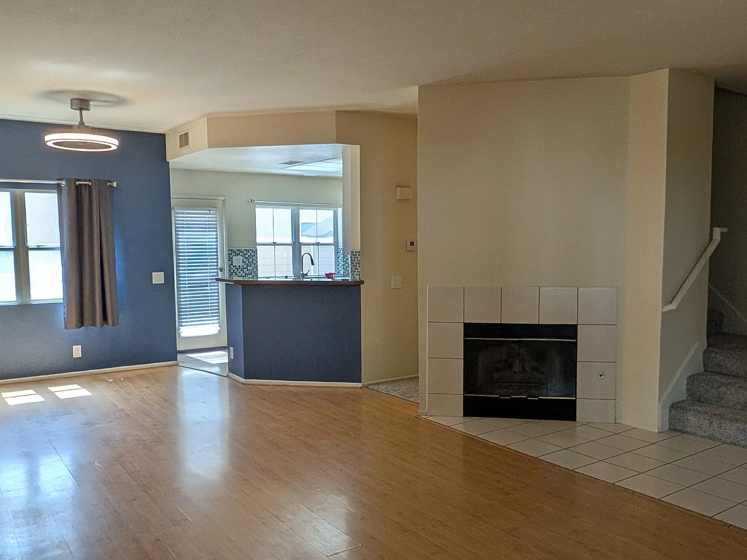 2 bed, 2.5 bath, 1250 sqft, $3,475 — Photo 3