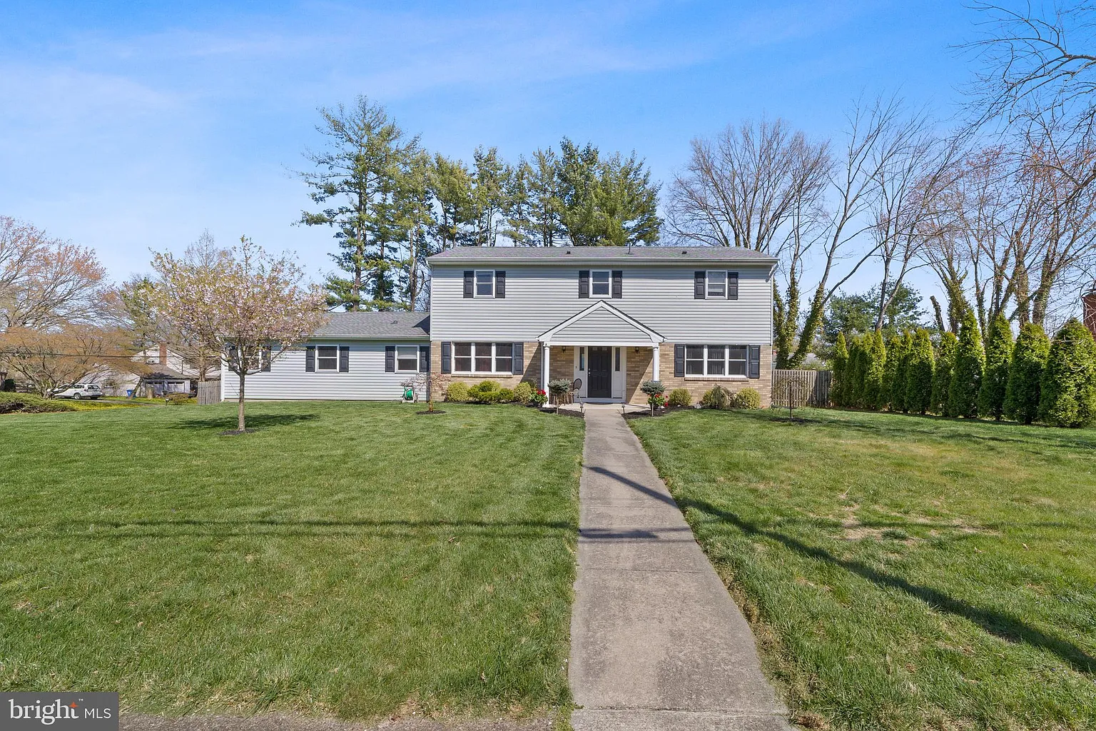 312 Anderson Rd photo 1