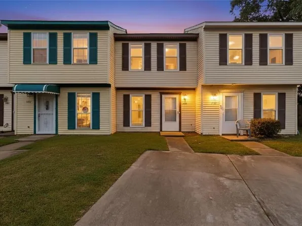 3705 Sugar Creek Cir, Portsmouth, VA 23703