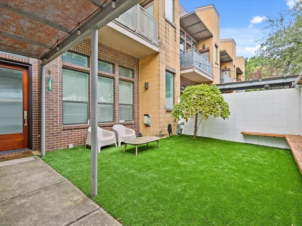 3707 Commerce St, Dallas, TX 75226