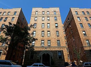 98 Thayer St APT 2K, New York, NY 10040
