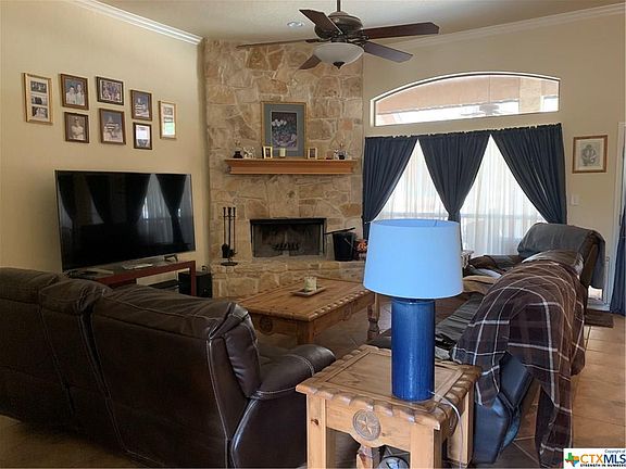 4th image of 430 Rosewood Dr
