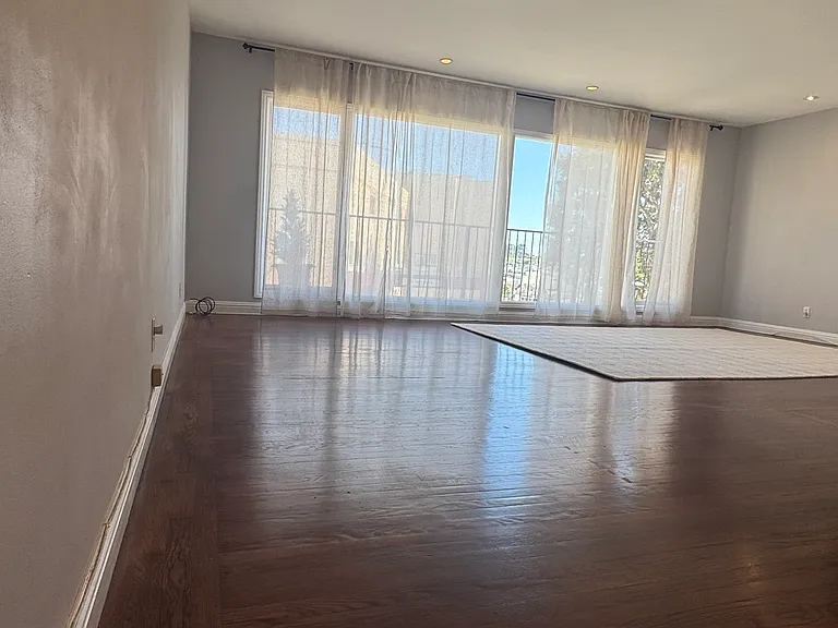 54 Terra Vista Ave #4 — Photo 12
