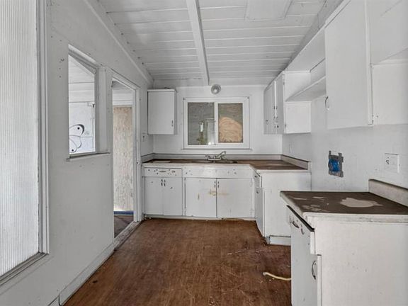 2nd image of 3813 Watt Ave