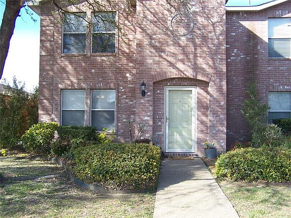 2nd image of 1530 Windward Ln