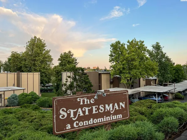 1220 NW State St APT 48, Pullman, WA 99163
