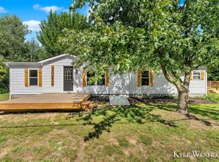 3092 S Sullivan Rd, Ravenna, MI 49451