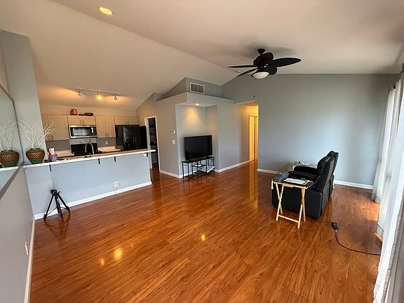 3rd image of 91-1489 Kaieleele St