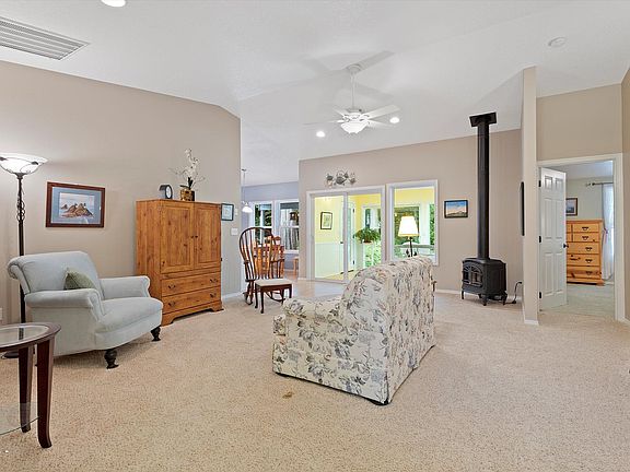 3rd image of 5345 Palisades Dr
