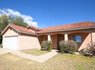 19420 E Indian Hills Dr, Black Canyon City, AZ 85324