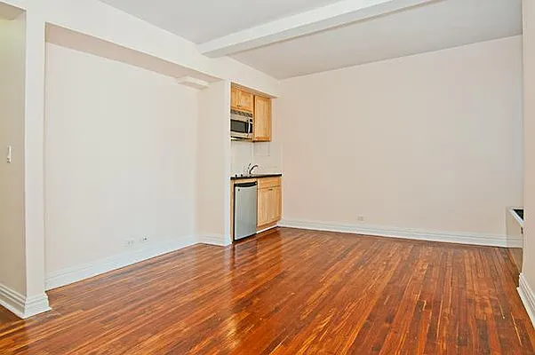 Sold by Sumitomo Real Estate Sales | media 10