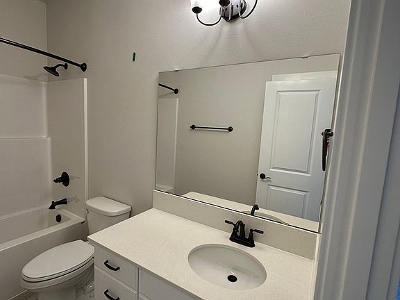 4th image of 10432 87th Avenue Ct SW #0