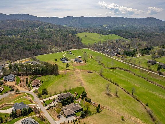3rd image of 300 Hamburg Mountain Rd