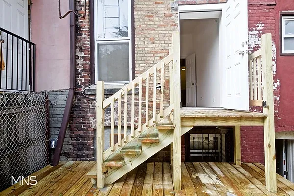 Rented by MNS | media 21