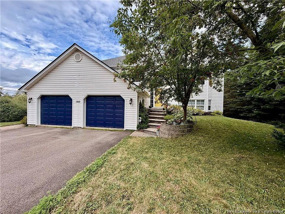 1st image of 965 Coverdale Rd