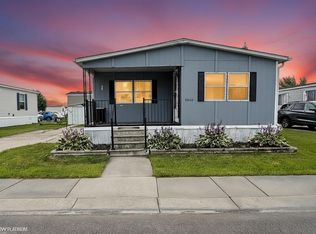 21450 Jon Paul Dr, Macomb Township, MI 48044