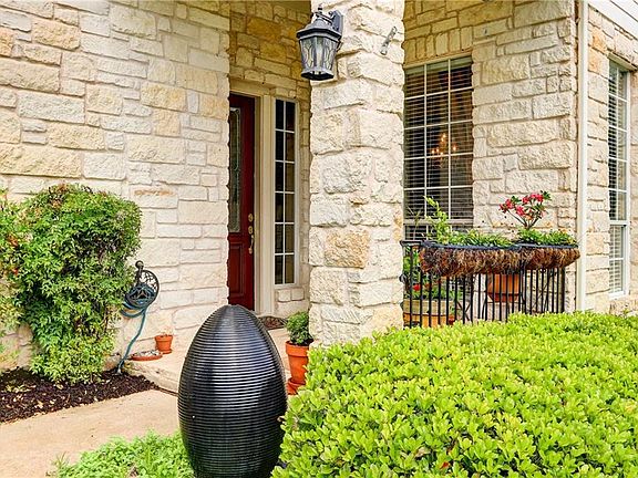 4th image of 10401 Canyon Vista Way