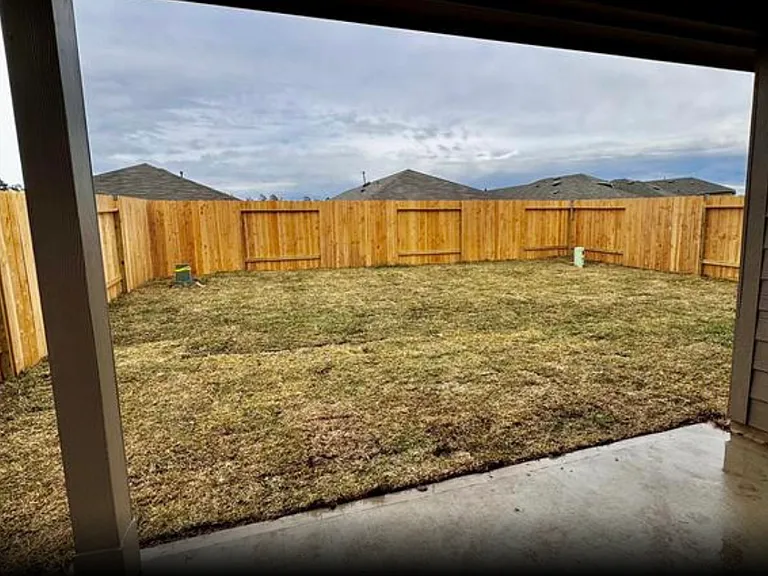 24330 Saddlestone Green Dr — Photo 26