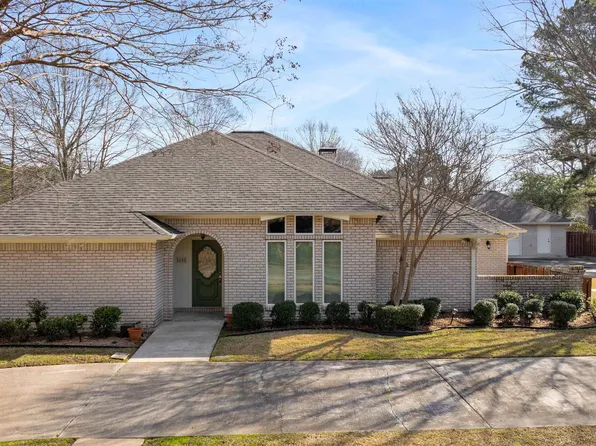 5608 Stoneridge Dr, Texarkana, TX 75503