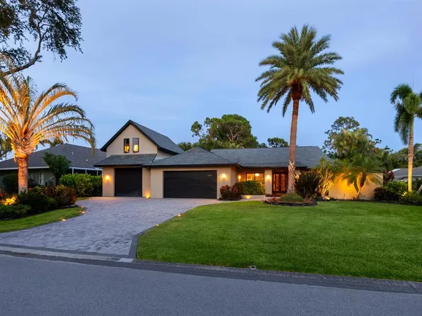 3905 Country View Dr, Sarasota, FL 34233