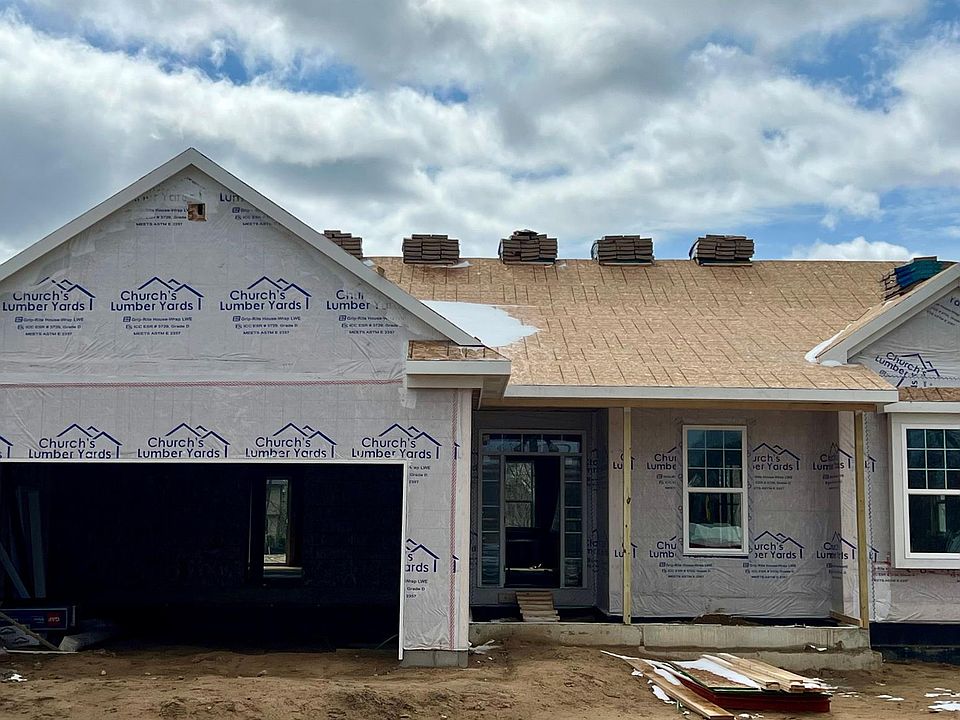 1st image of 916 Preserve Ln