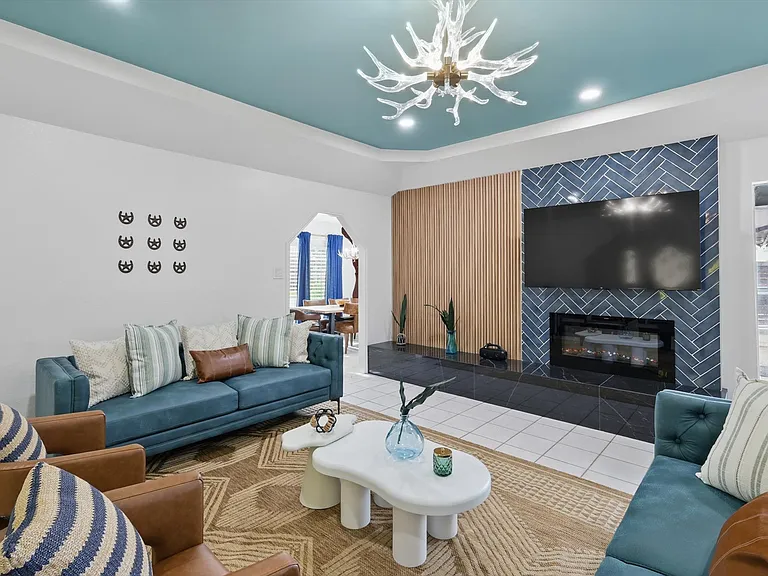 328 Shawnee Trl — Photo 7