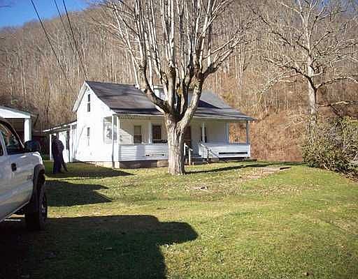 2nd image of 151 Lewis Station Rd