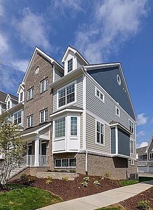2nd image of 2534 W Liberty St #29-ANN