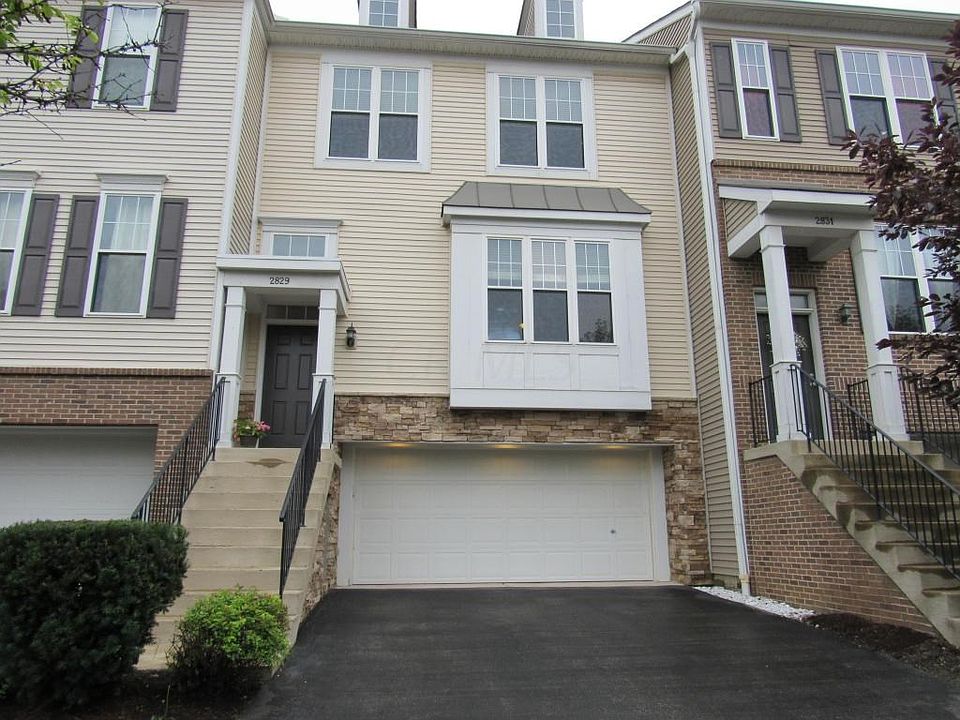 1st image of 2829 Acarie Dr
